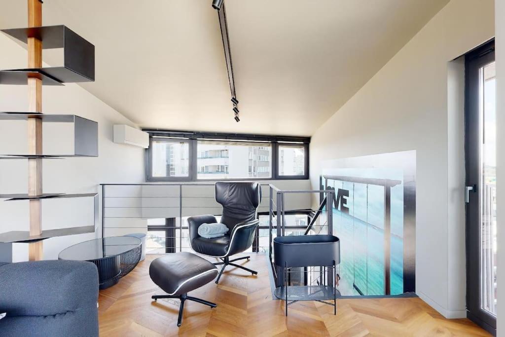 Appartamento Stylovy Loft S Ohromnou Terasou Bratislava Esterno foto