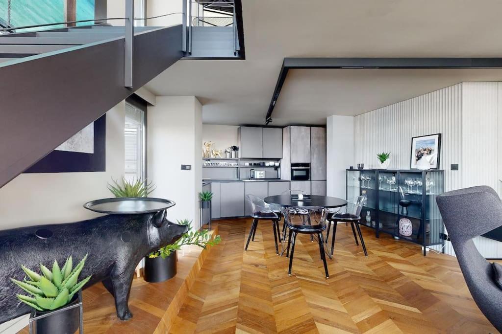 Appartamento Stylovy Loft S Ohromnou Terasou Bratislava Esterno foto