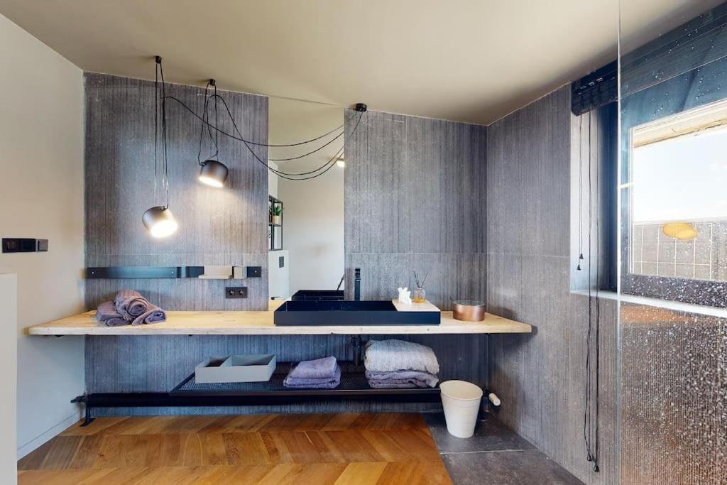 Appartamento Stylovy Loft S Ohromnou Terasou Bratislava Esterno foto