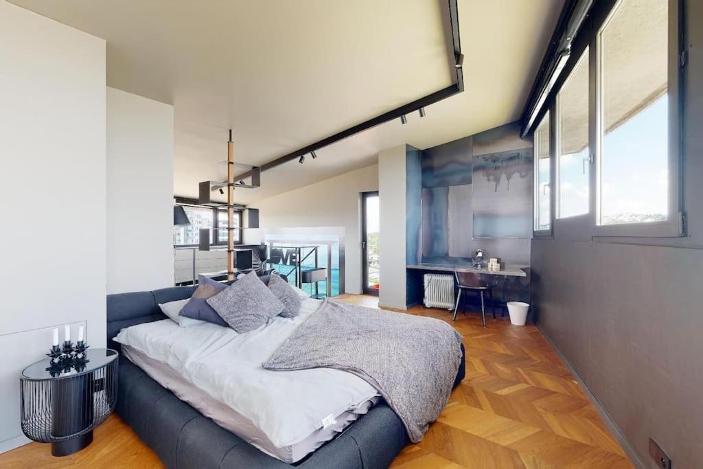 Appartamento Stylovy Loft S Ohromnou Terasou Bratislava Esterno foto